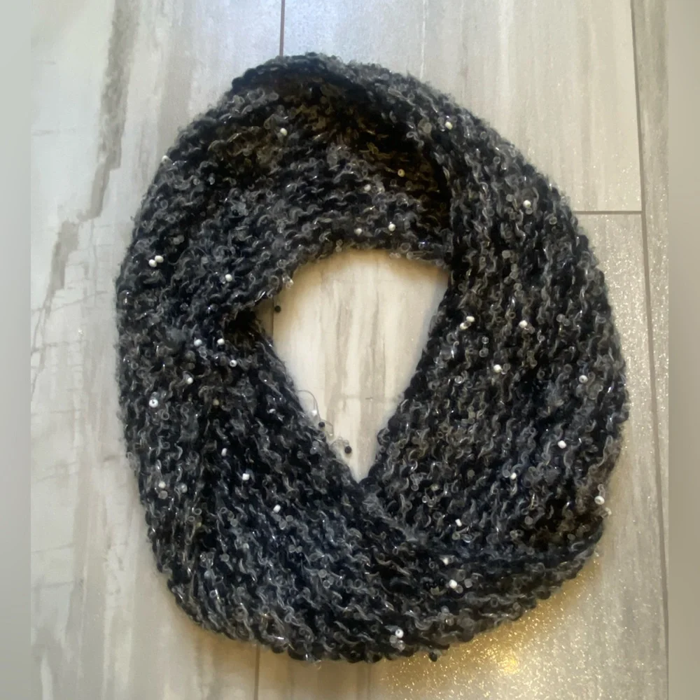 Hand-knit Gray and Black Beaded Loop Twist Continuous Circular Scarf, one size